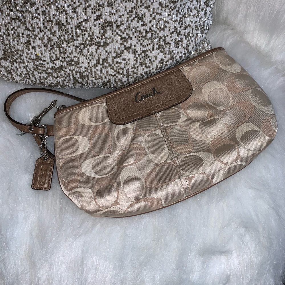 AUTHENTIC Coach Wristlet